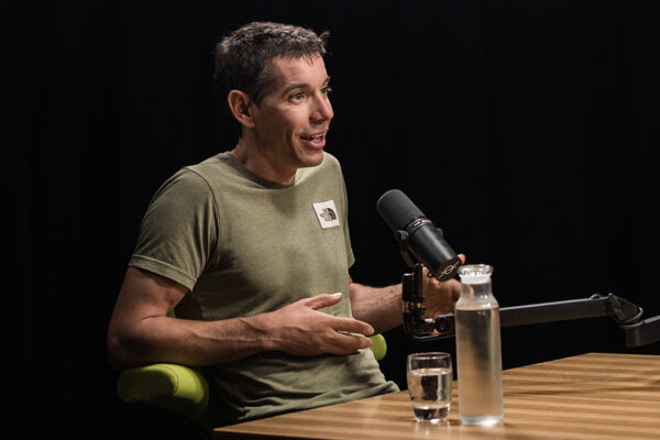 ALEX HONNOLD_Ep864____Carousel_910x607-9