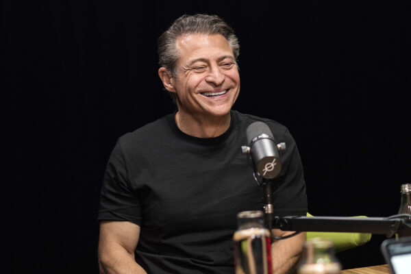 PETER DIAMANDIS_Ep883____Carousel_910x607-10