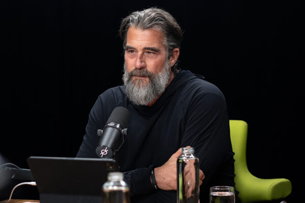 STUART MCMILLAN_Ep910____Carousel_910x607-11 STUART MCMILLAN_Ep910____Carousel_910x607-11