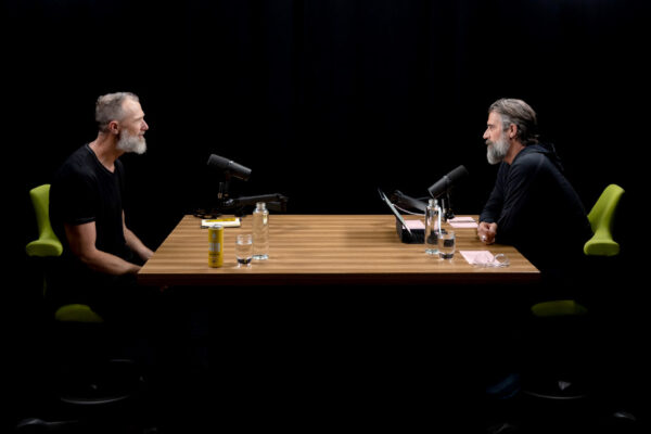 STUART MCMILLAN_Ep910____Carousel_910x607-5 STUART MCMILLAN_Ep910____Carousel_910x607-5