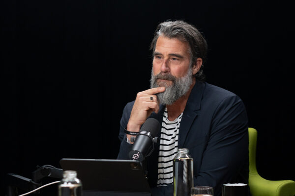 DR. MATTHEW NAGRA_Ep915____Carausel_910x607_3