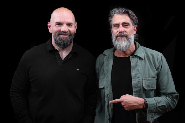 ETHAN SUPLEE_Ep858____Carousel_910x607-1