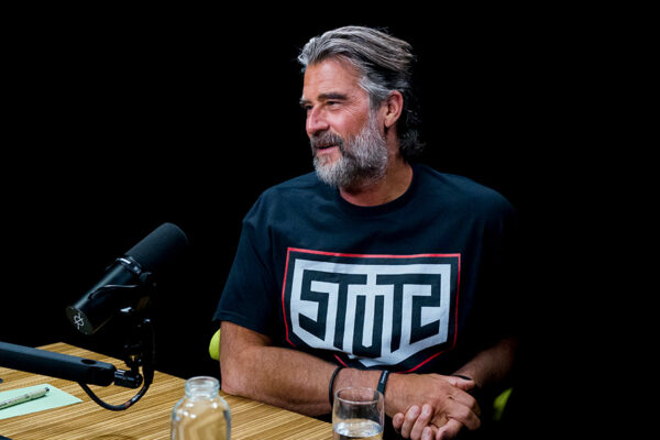 RollOn_Ep929____Carousel_910x607-11