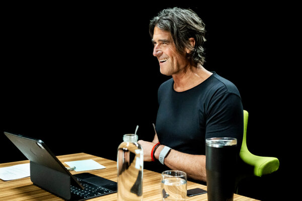 DR. ELIZABETH POYNOR_Ep963____Carousel_910x607-10