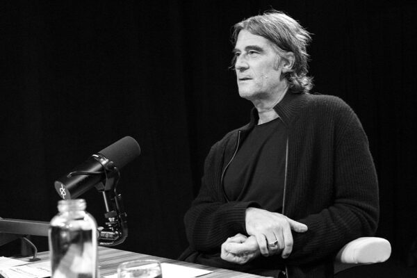 JAMES NESTOR_Ep965____Carousel_910x607-10