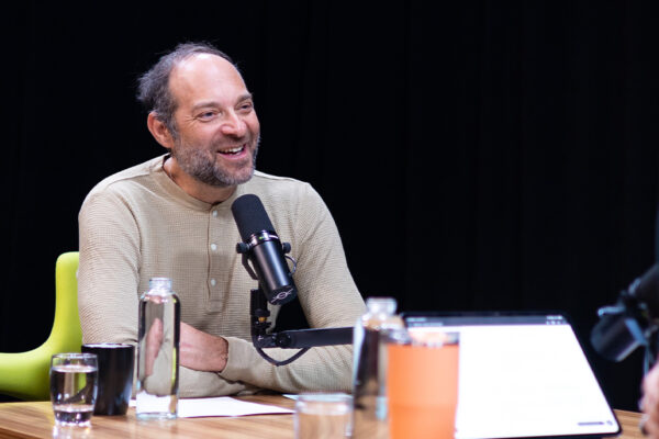 Roll On_Ep967____Carousel_910x607-5