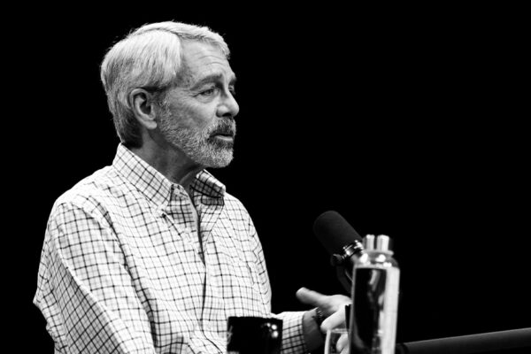 BILL BURNETT & DAVE EVANS_Ep974____Carousel_910x607-4