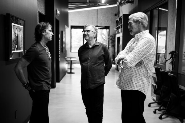 BILL BURNETT & DAVE EVANS_Ep974____Carousel_910x607-6